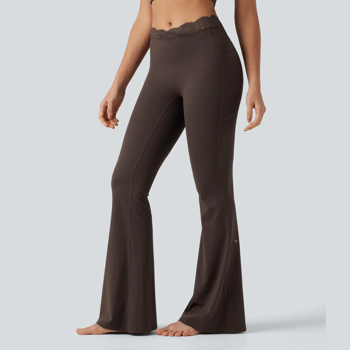 💥Hot Deal | Women's High-Waisted Flare Leggings - V-Waist, Contrast Trim & Pockets