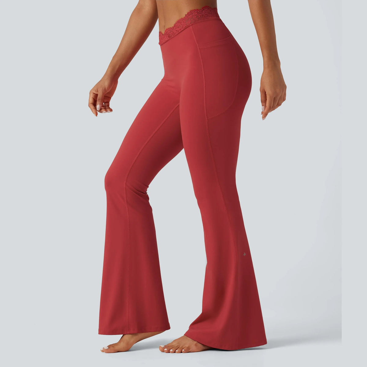 💥Hot Deal | Women's High-Waisted Flare Leggings - V-Waist, Contrast Trim & Pockets