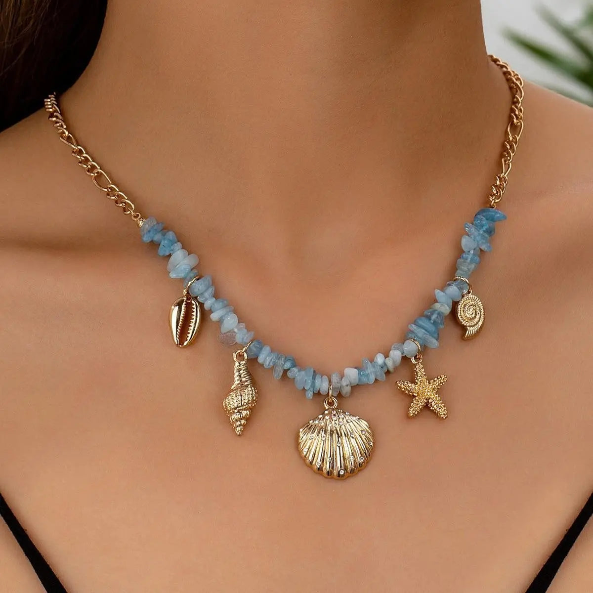 🔗 Dual Tone Layered Eye Pendant Necklace ✨