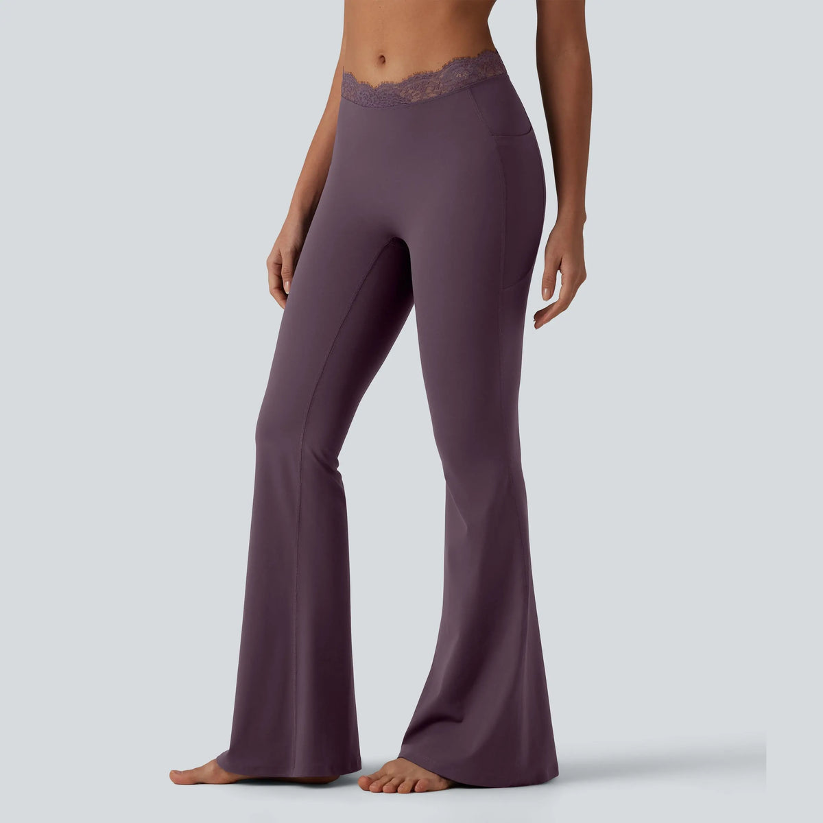 💥Hot Deal | Women's High-Waisted Flare Leggings - V-Waist, Contrast Trim & Pockets