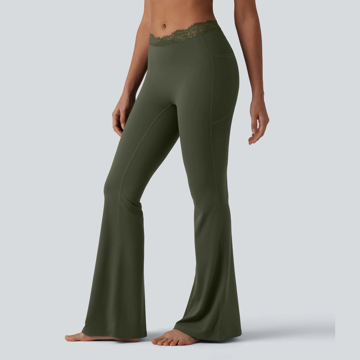 💥Hot Deal | Women's High-Waisted Flare Leggings - V-Waist, Contrast Trim & Pockets